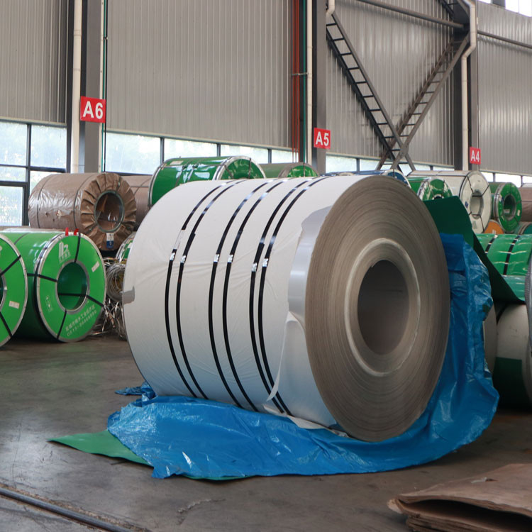 0.3mm-3.0mm de aço inoxidável de corte de bobina de tira Pacote padrão de exportação 1000mm
